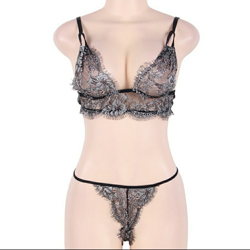 Sexy black/silver lace 2 piece lingerie